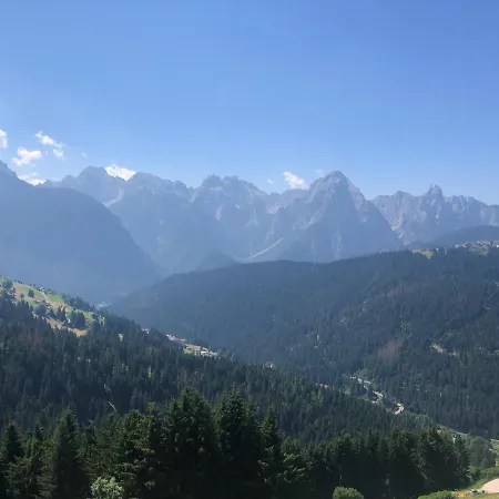 Nocleg ze śniadaniem Ceda Cmadins 3*